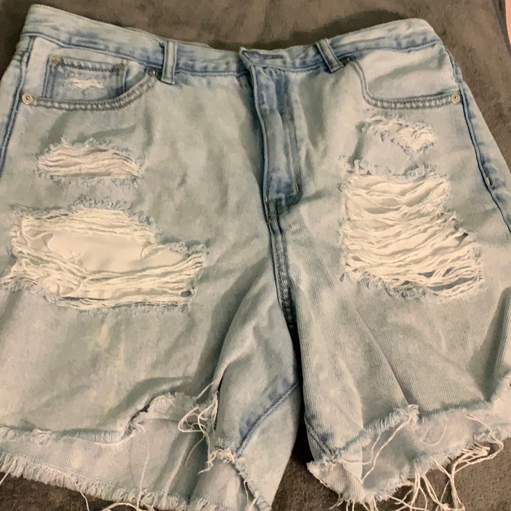American eagle mom shorts